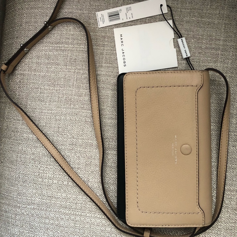 Marc Jacobs crossbody purse/wallet
